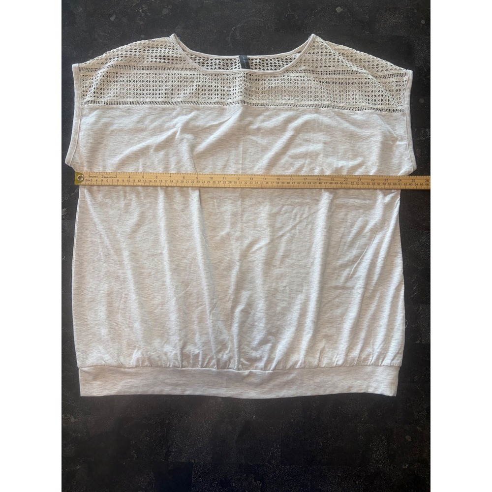 Lane Bryant Crochet Lace Yoke Top Oatmeal Beige Tan Short Sleeve Plus Size 18/20 - Picture 6 of 6